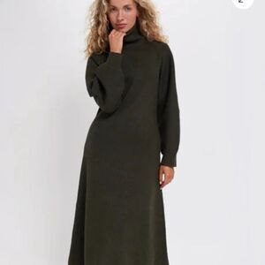 Tuckernuck Torie Maxi Turtleneck Sweater Dress